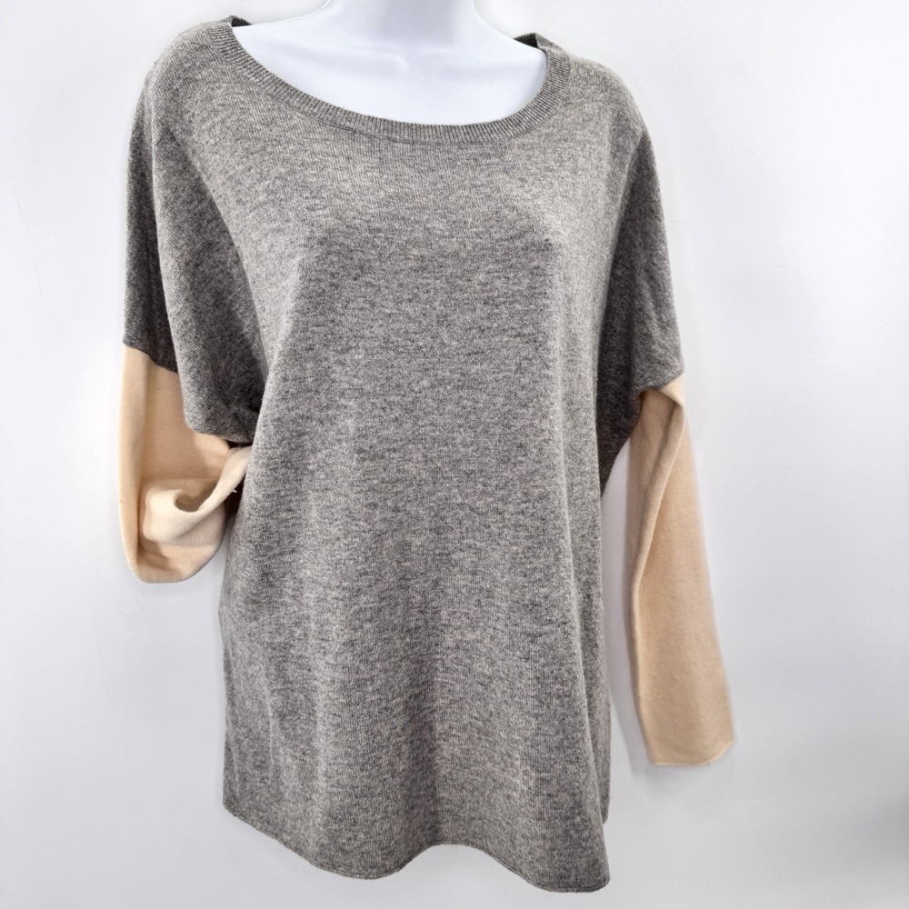 VINCE Oversized Wool Cashmere Boxy Sweater Sz M Minimalist Capsule Quiet Luxury
